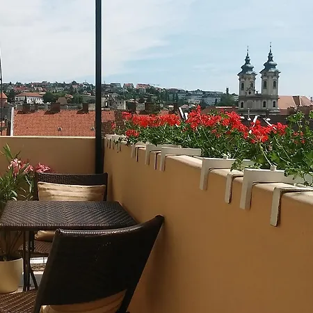Notte Apartman Eger Exterior photo