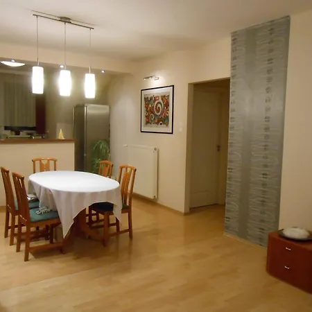 Notte Apartman Eger Exterior photo